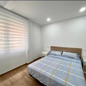 Maximilian Dreams , Madrid Spagna